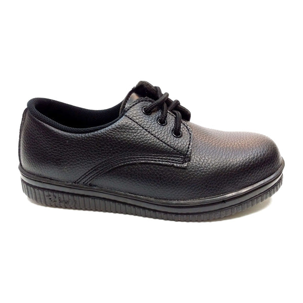 Black low-cut safety shoe